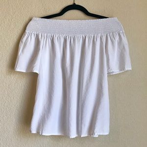 Vineyard Vines Tencel Off the Shoulder White Top